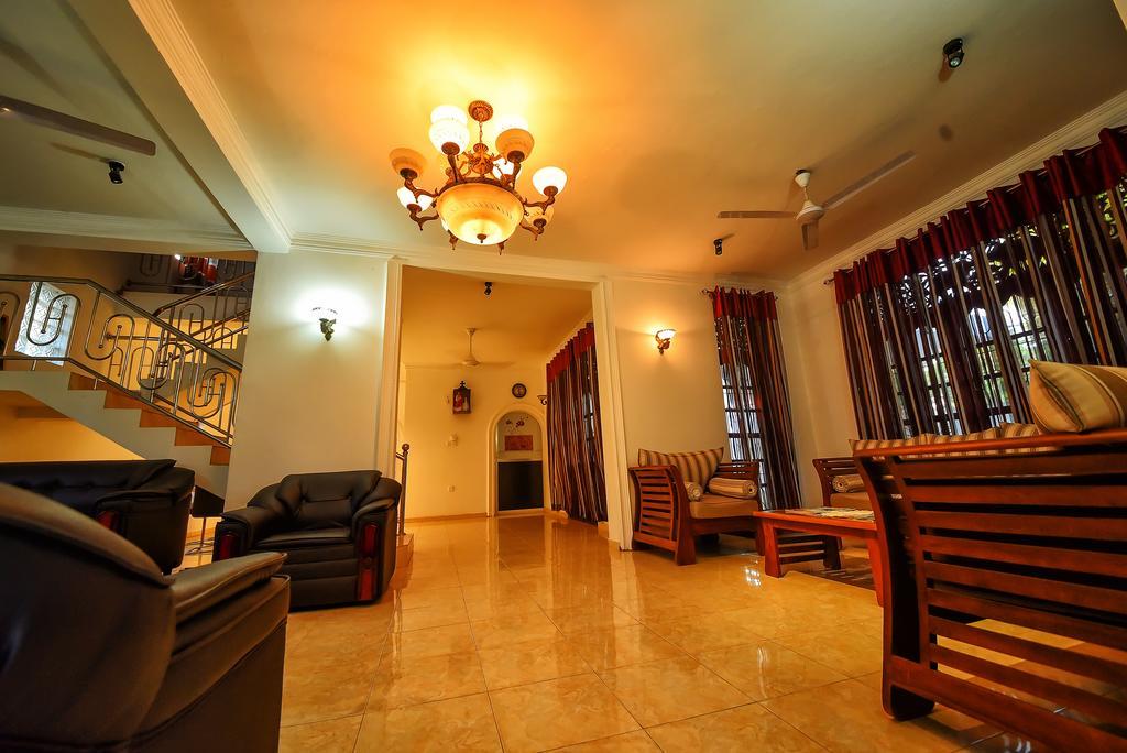 Asian Villa ネゴンボ エクステリア 写真