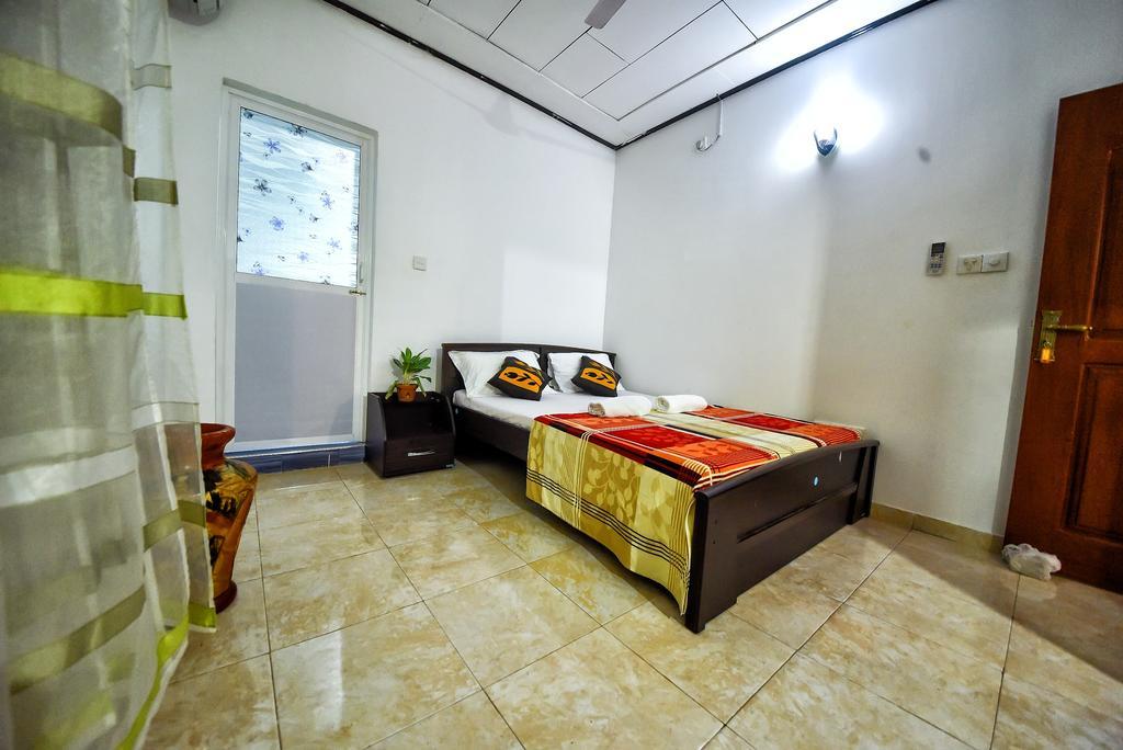 Asian Villa ネゴンボ エクステリア 写真
