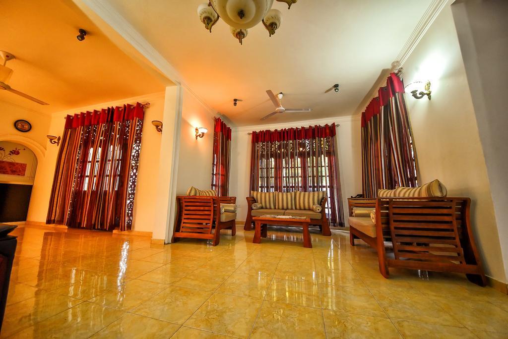 Asian Villa ネゴンボ エクステリア 写真