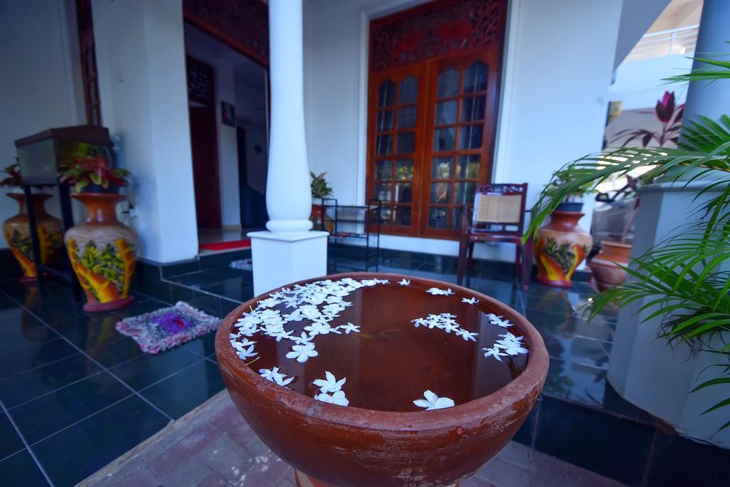 Asian Villa ネゴンボ エクステリア 写真